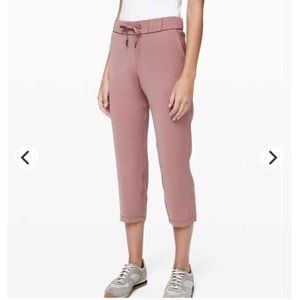 Lululemon On the Fly Crop 23”